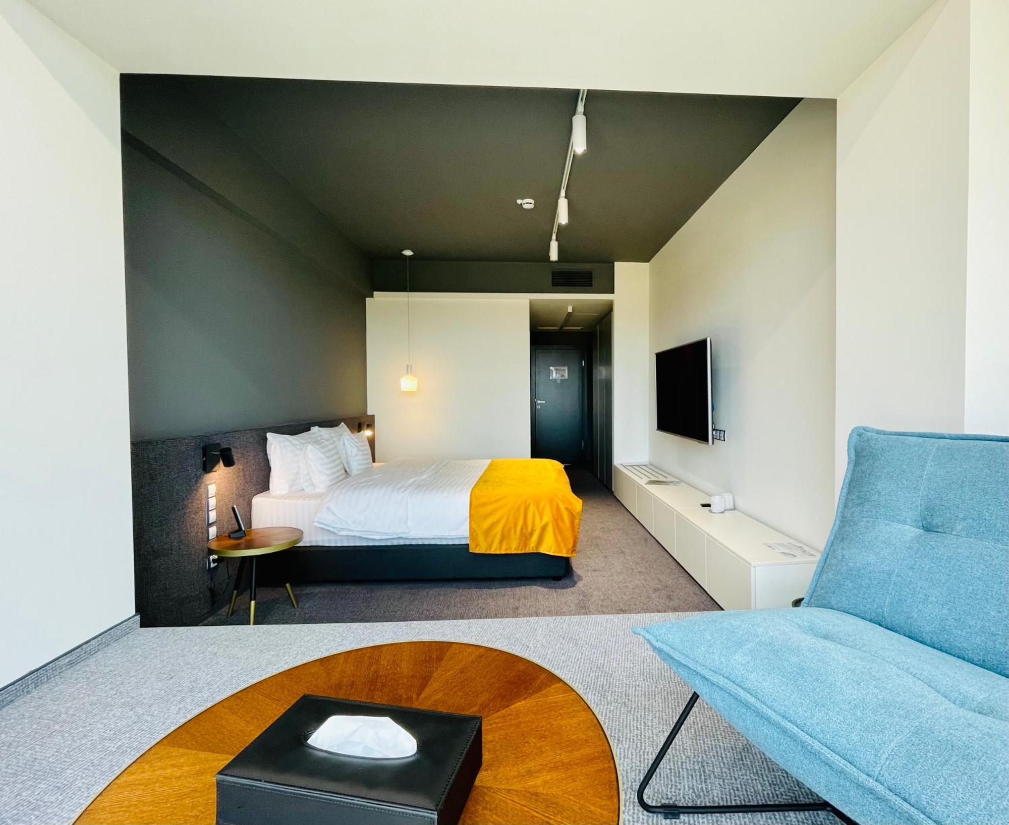 Werk Hotel & Spa هونيدوارا الغرفة الصورة
