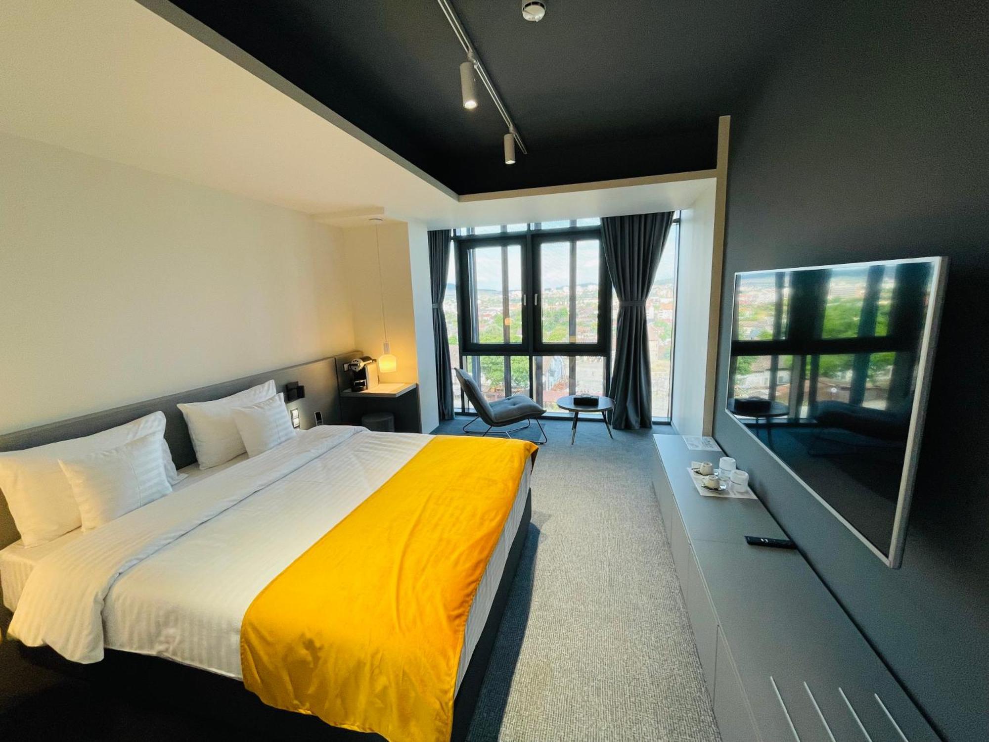Werk Hotel & Spa هونيدوارا الغرفة الصورة