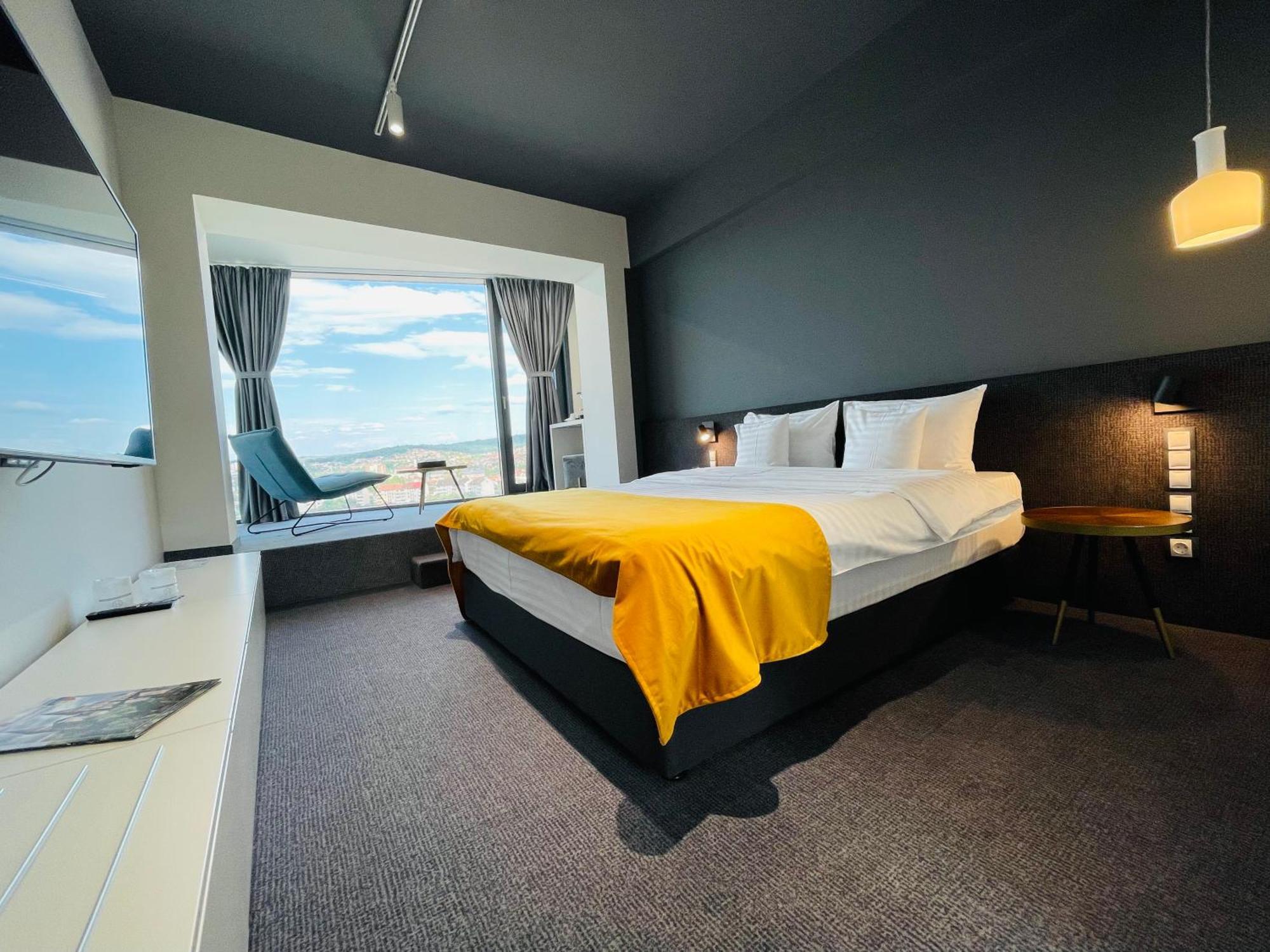 Werk Hotel & Spa هونيدوارا الغرفة الصورة